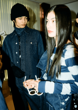 Backstage 30