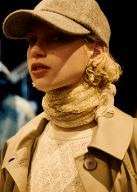 Backstage 07